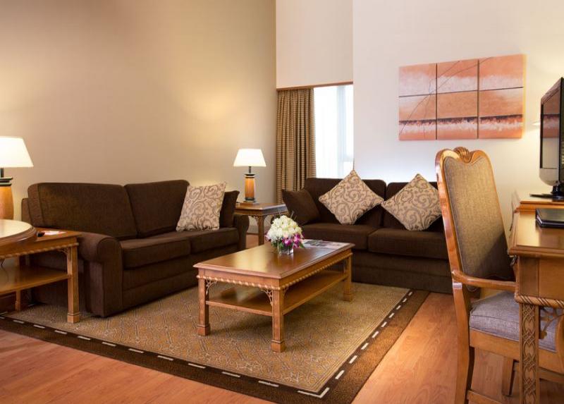 Crowne Plaza / Crowne Plaza