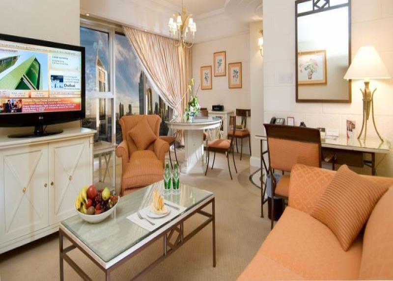 Crowne Plaza / Crowne Plaza