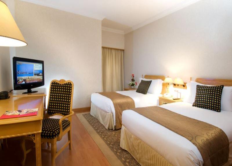 Crowne Plaza / Crowne Plaza