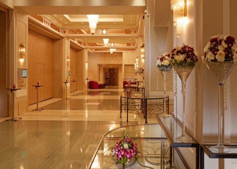 Crowne Plaza / Crowne Plaza