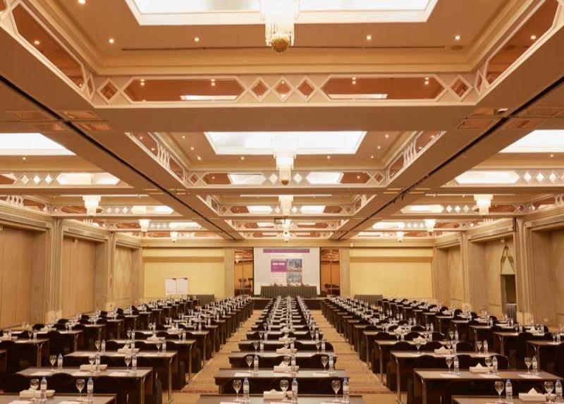 Crowne Plaza / Crowne Plaza
