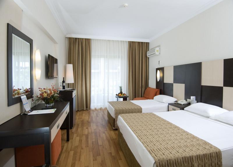 Aydinbey Famous Resort / Aydinbey Famous Resort