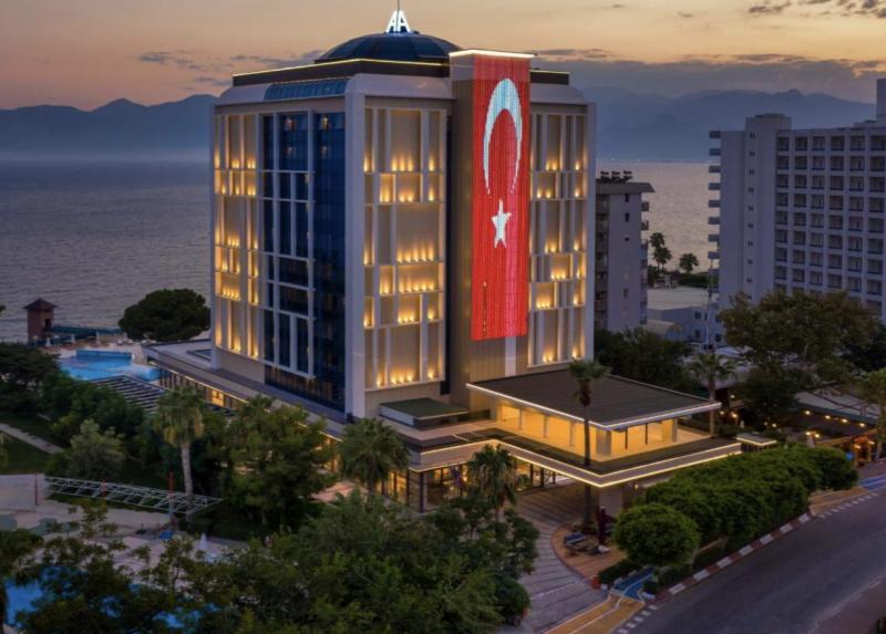 Antalya Hotel / Antalya Hotel