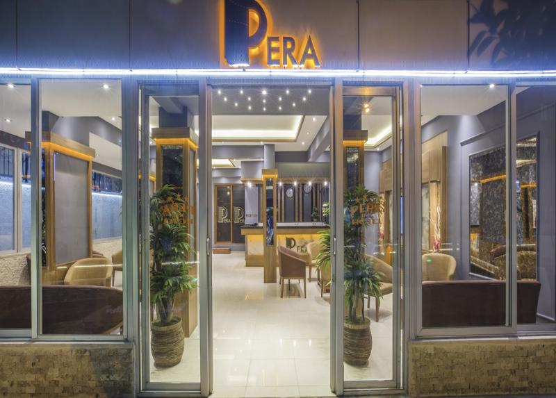 Pera Hotel / Pera Hotel