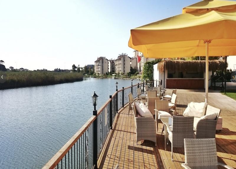 Aska Lara River Suite / Aska Lara River Suite