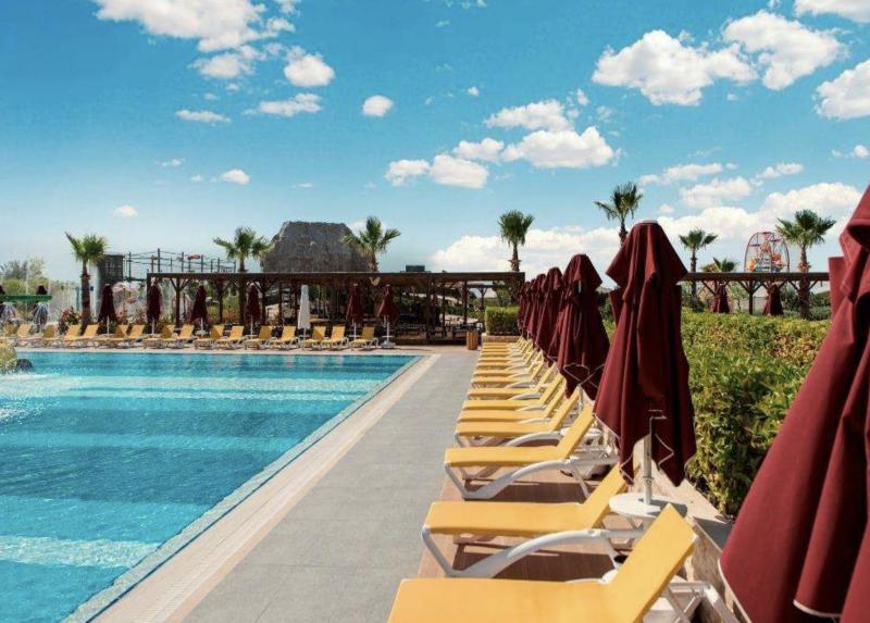 Aska Lara River Suite / Aska Lara River Suite