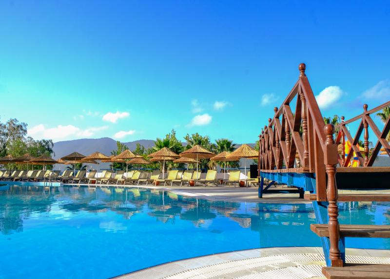 Bodrum Holiday Resort & Spa / Bodrum Holiday Resort & Spa