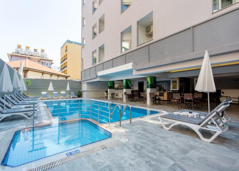 Aslan City Hotel / Aslan City Hotel