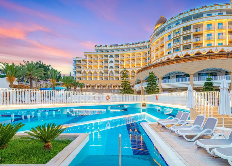 Kirman Sidemarin Beach & Spa / Kirman Sidemarin Beach & Spa