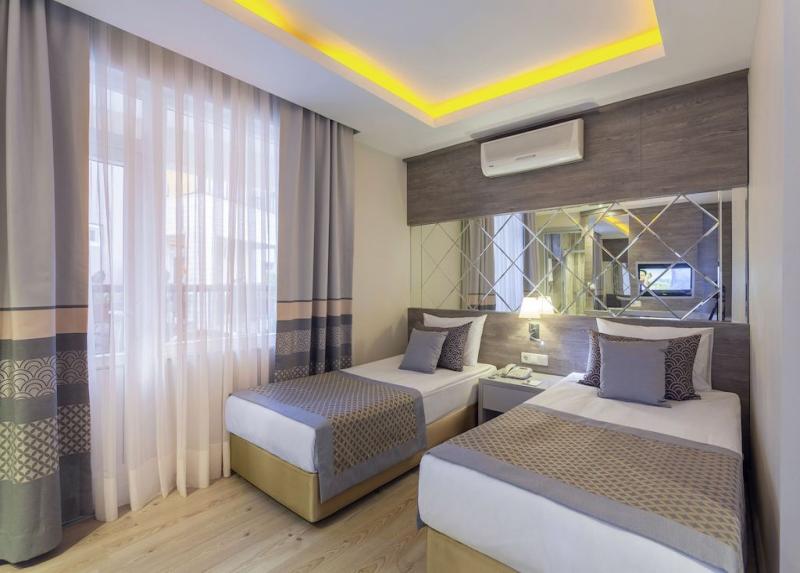 Hotel Turan Prince / Hotel Turan Prince