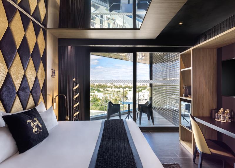 H Hotel / H Hotel