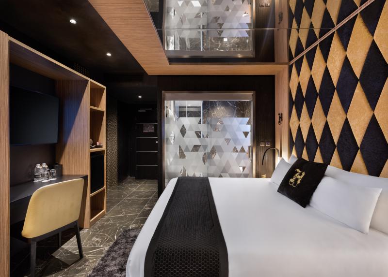 H Hotel / H Hotel
