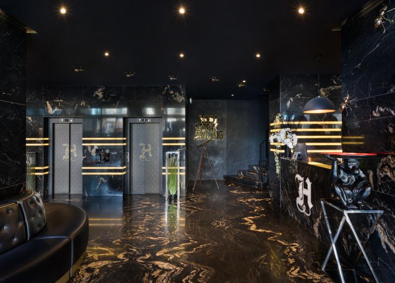 H Hotel / H Hotel