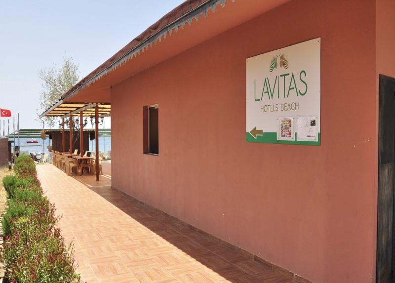 Lavitas Hotel / Lavitas Hotel