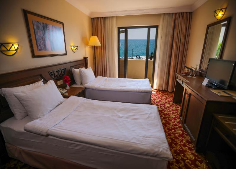 Adora Golf Resort Hotel / Adora Golf Resort Hotel