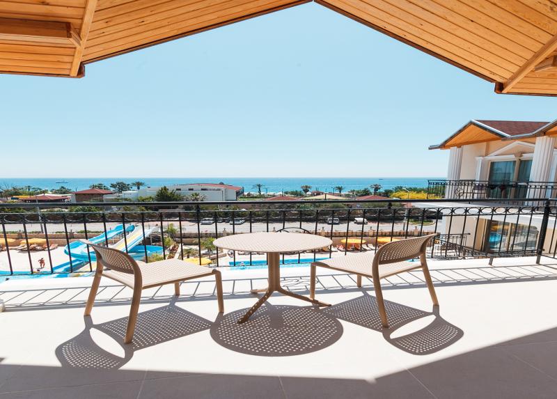 L'oceanica Beach Resort / L'oceanica Beach Resort