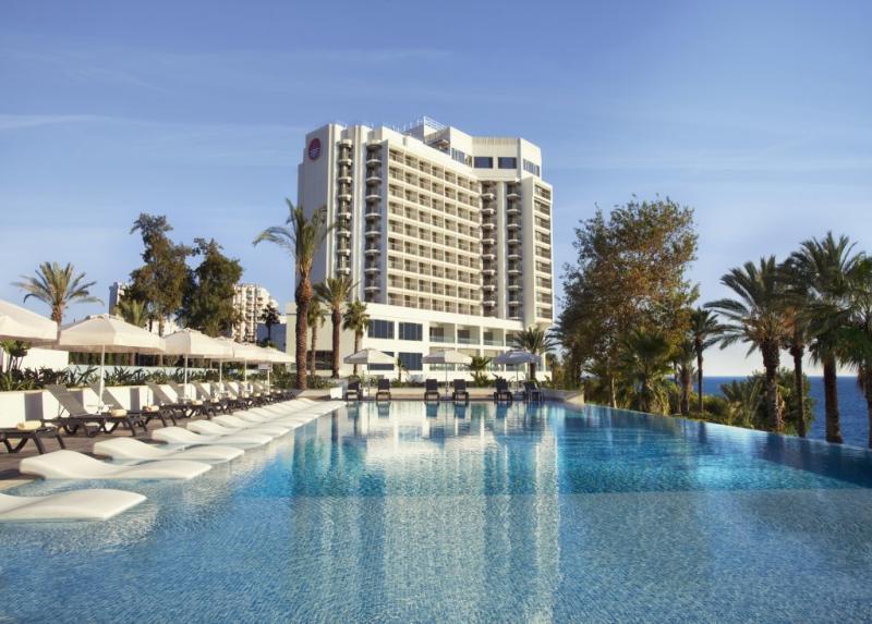 Akra Hotel / Akra Hotel