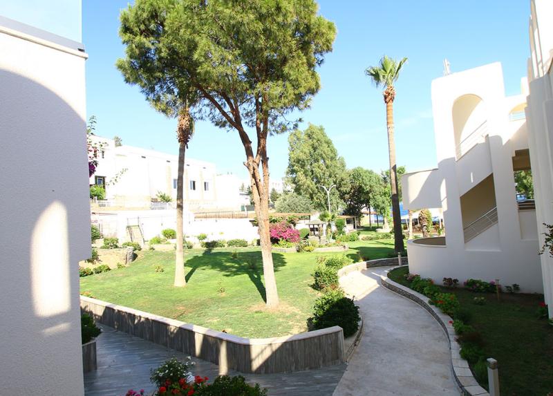 Azka Hotel / Azka Hotel