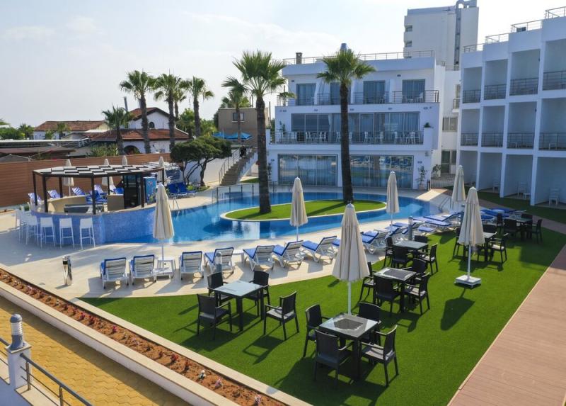 Mimoza Beach Hotel / Mimoza Beach Hotel