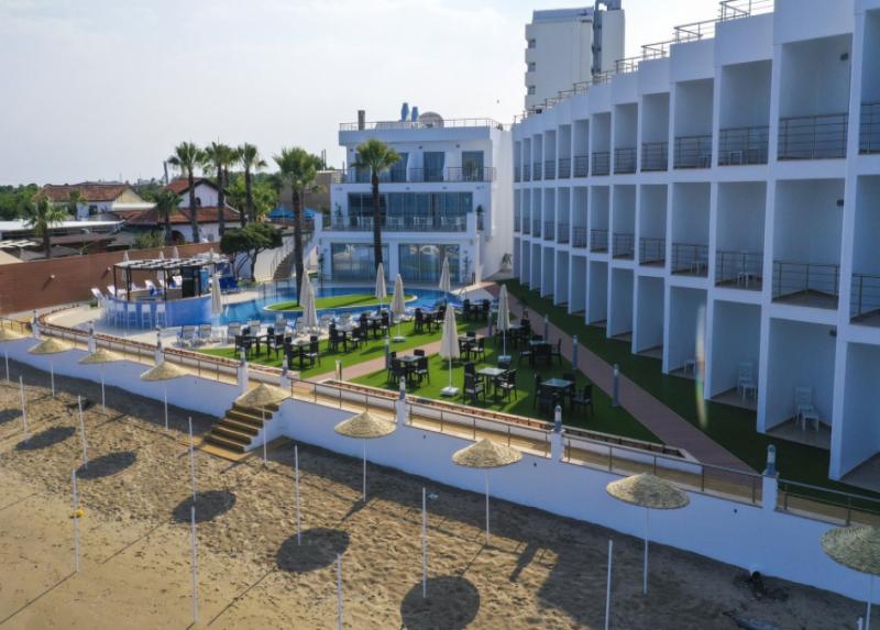 Mimoza Beach Hotel / Mimoza Beach Hotel