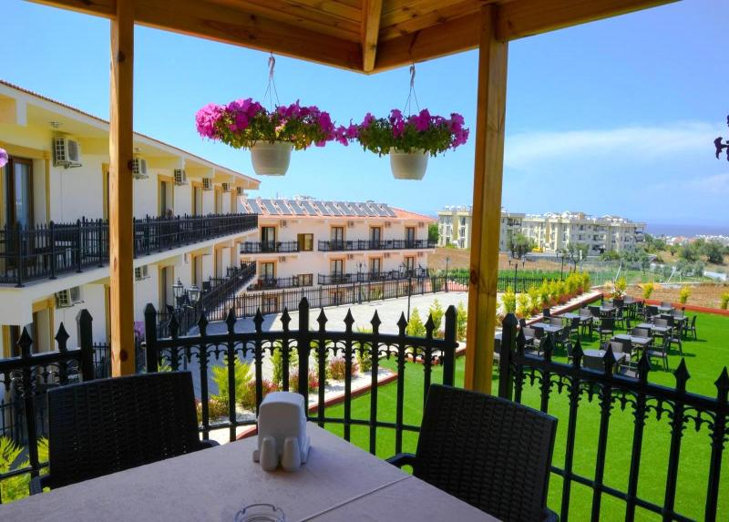 RIVERSIDE GARDEN RESORT