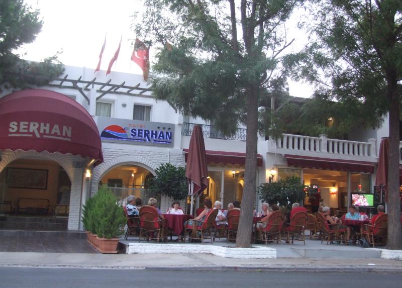 Serhan Hotel / Serhan Hotel