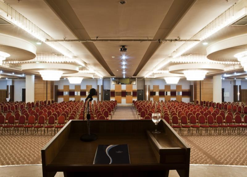 Crystal Admiral Resort Suites And Spa / Crystal Admiral Resort Suites And Spa