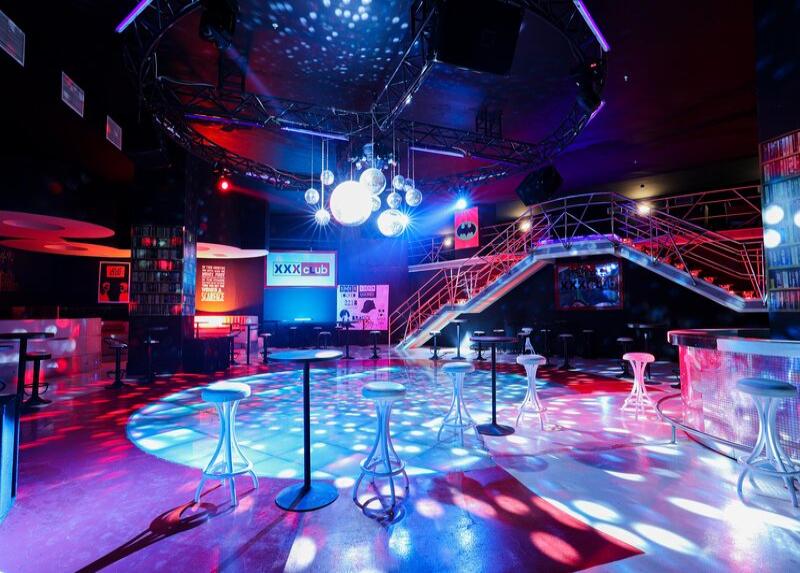 Crystal Admiral Resort Suites And Spa / Crystal Admiral Resort Suites And Spa