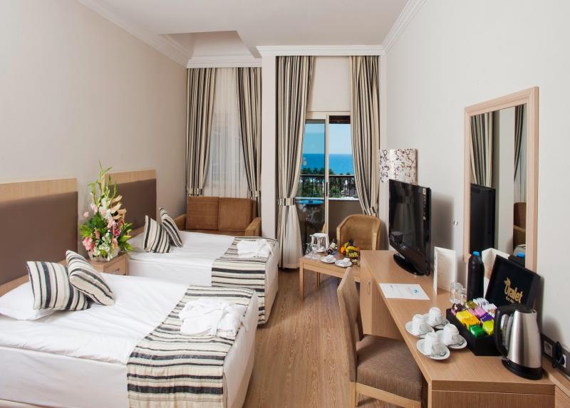 Crystal Tat Beach Golf Resort & Spa / Crystal Tat Beach Golf Resort & Spa