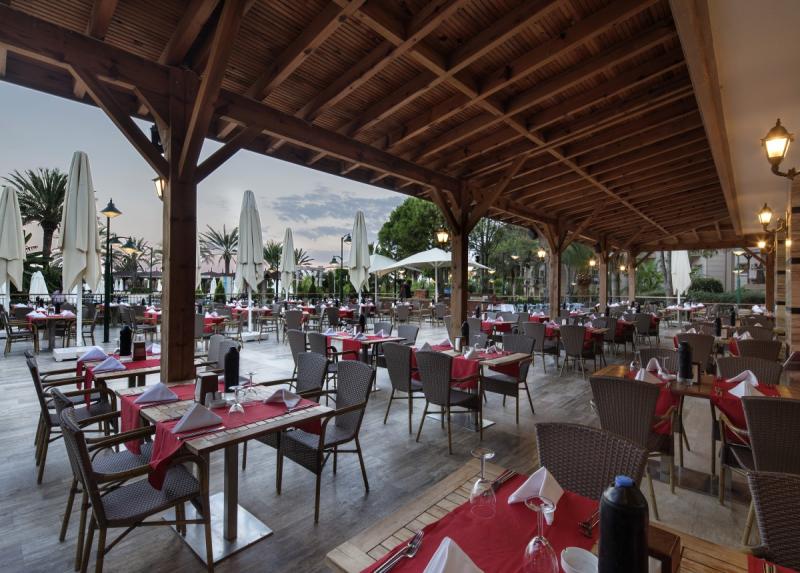 Crystal Tat Beach Golf Resort & Spa / Crystal Tat Beach Golf Resort & Spa