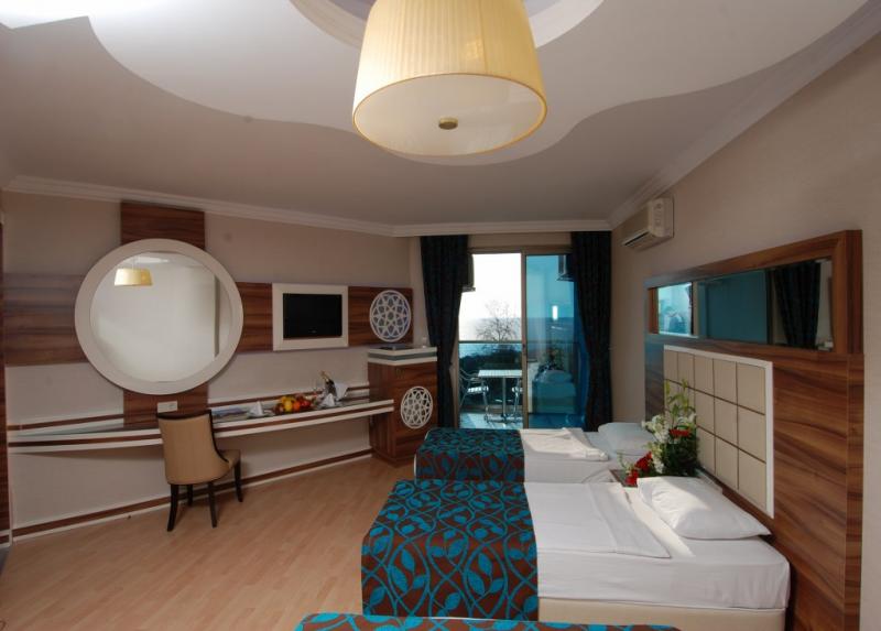 Grand Zaman Beach Hotel / Grand Zaman Beach Hotel