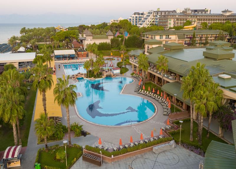 Pine Beach Belek / Pine Beach Belek