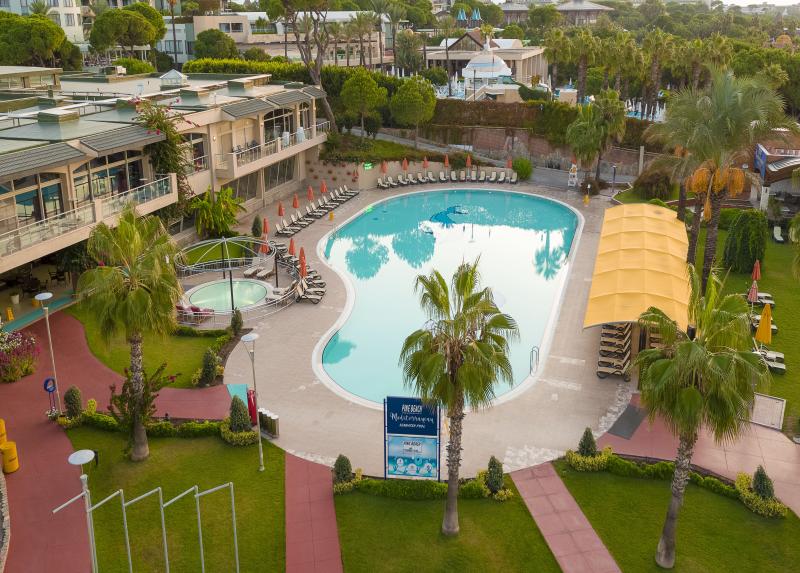 Pine Beach Belek / Pine Beach Belek