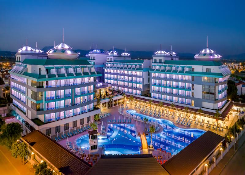 Sensitive Premium Resort & Spa / Sensitive Premium Resort & Spa