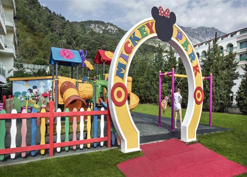 Grand Ring Hotel / Grand Ring Hotel