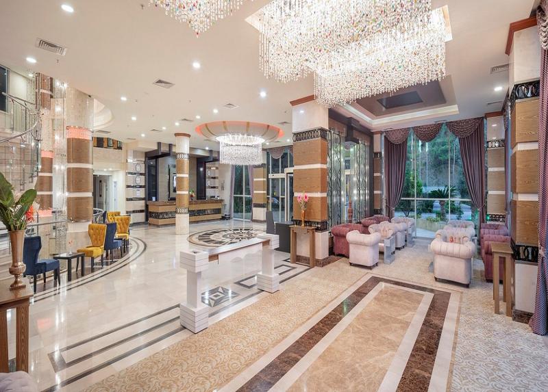 Grand Ring Hotel / Grand Ring Hotel