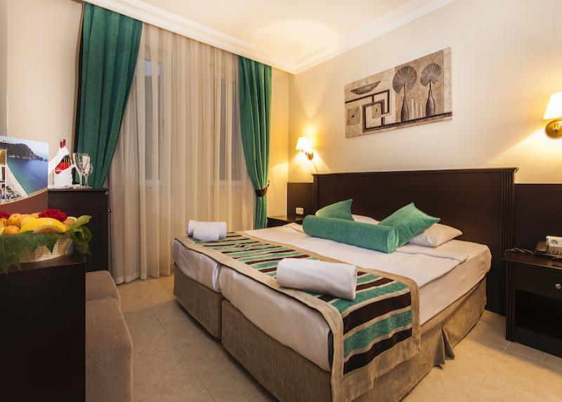 Kleopatra Royal Palm Hotel / Kleopatra Royal Palm Hotel