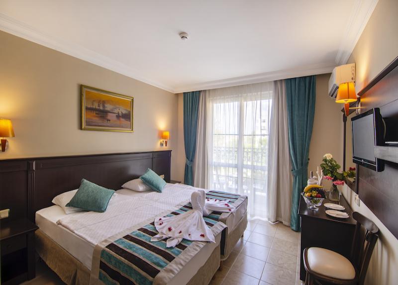 Kleopatra Royal Palm Hotel / Kleopatra Royal Palm Hotel