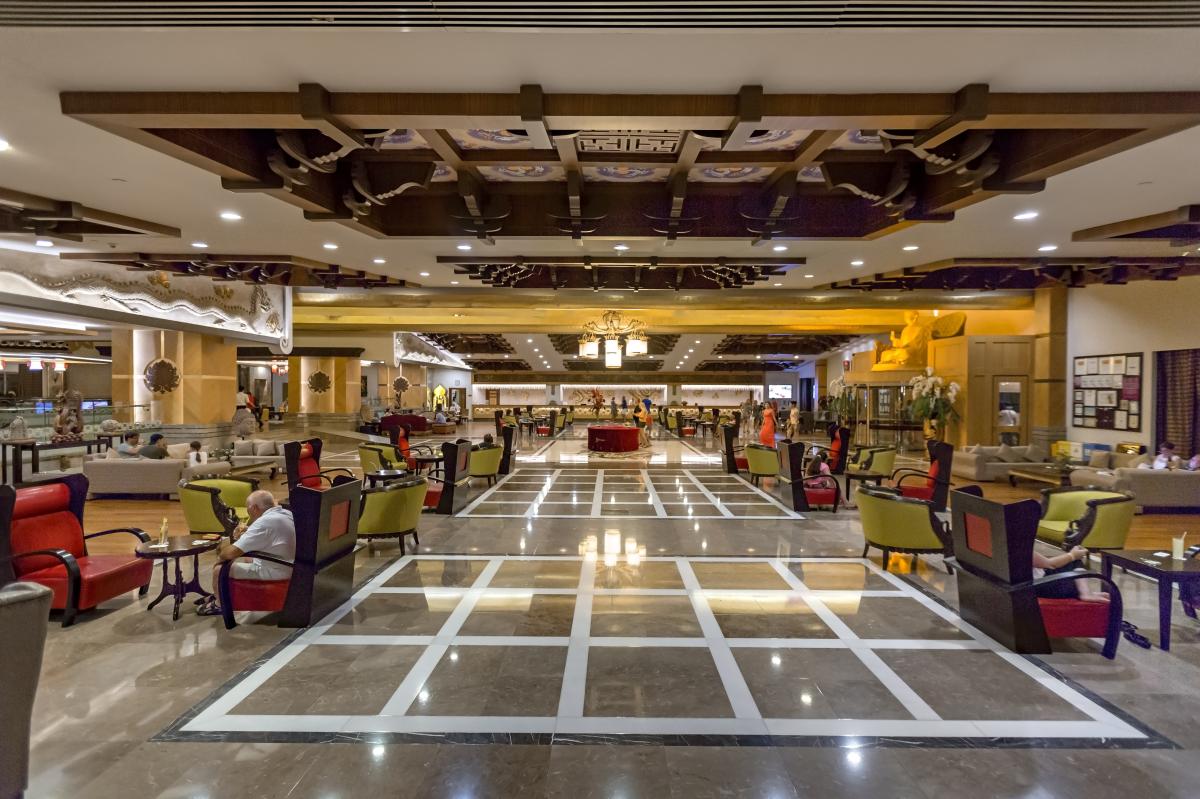 Royal Dragon Hotel / Royal Dragon Hotel