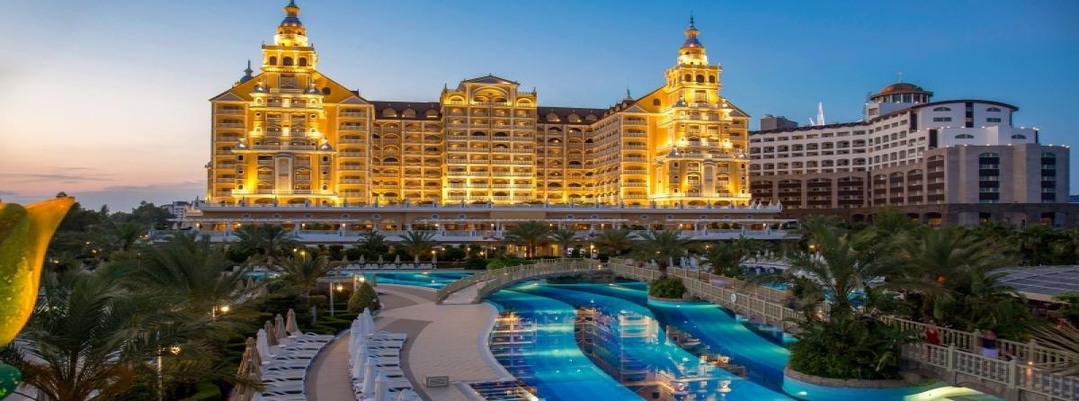 Royal Holiday Palace / Royal Holiday Palace