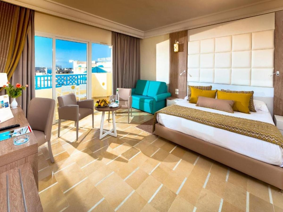 Sentido Bellevue Park / Sentido Bellevue Park