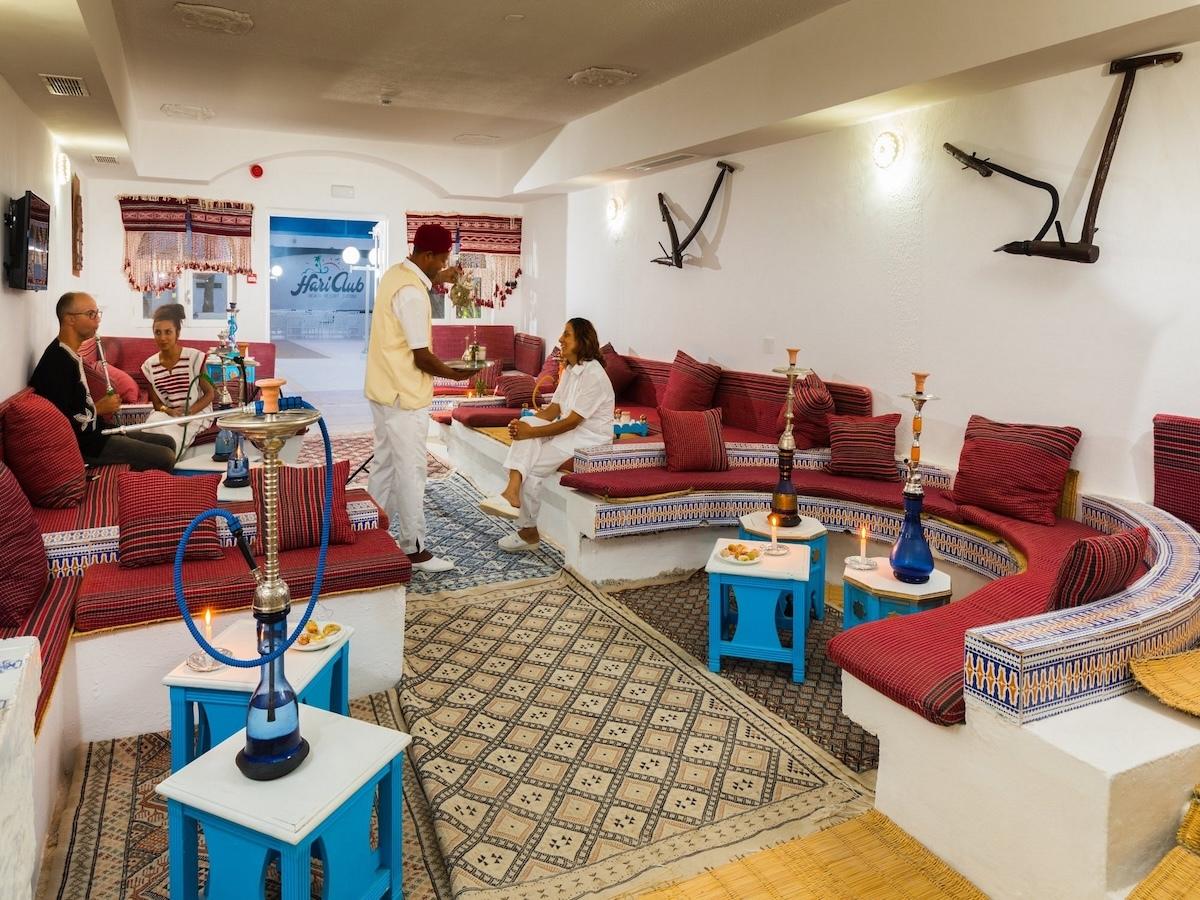 Hari Club Beach Resort / Hari Club Beach Resort