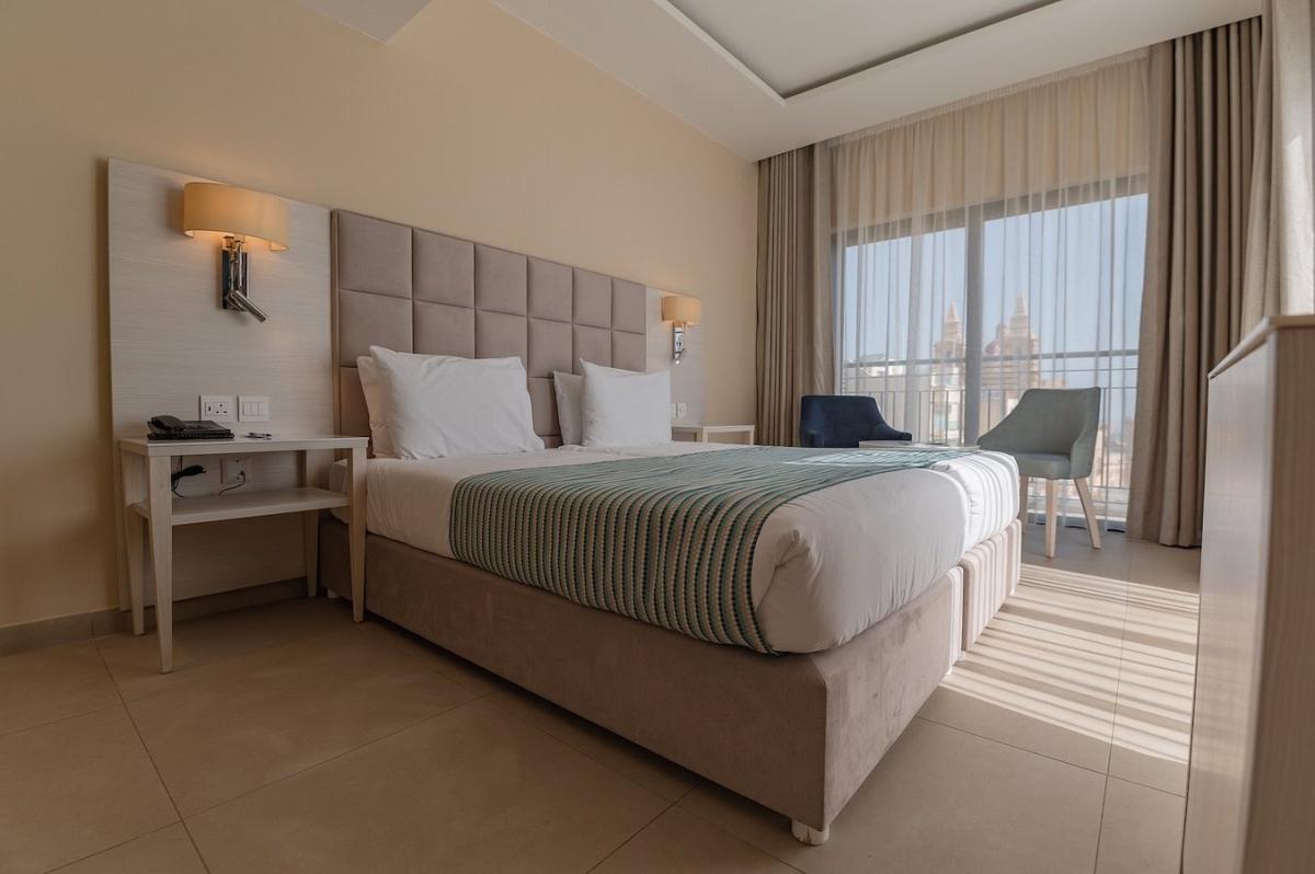 Maritim Antonine / Maritim Antonine