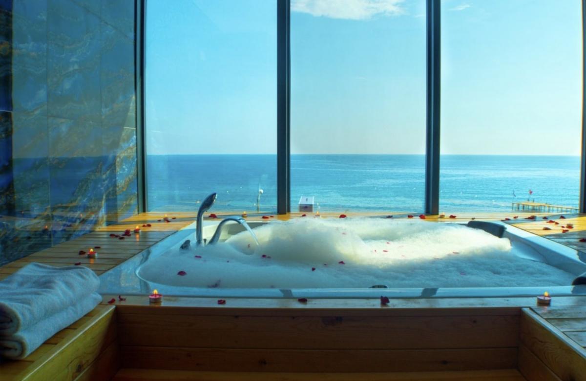 Relax Beach Hotel / Relax Beach Hotel