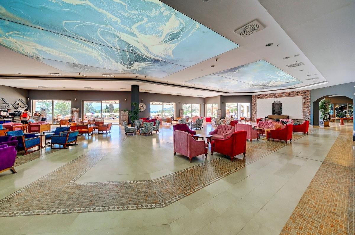 Yasmin Bodrum Resort / Yasmin Bodrum Resort