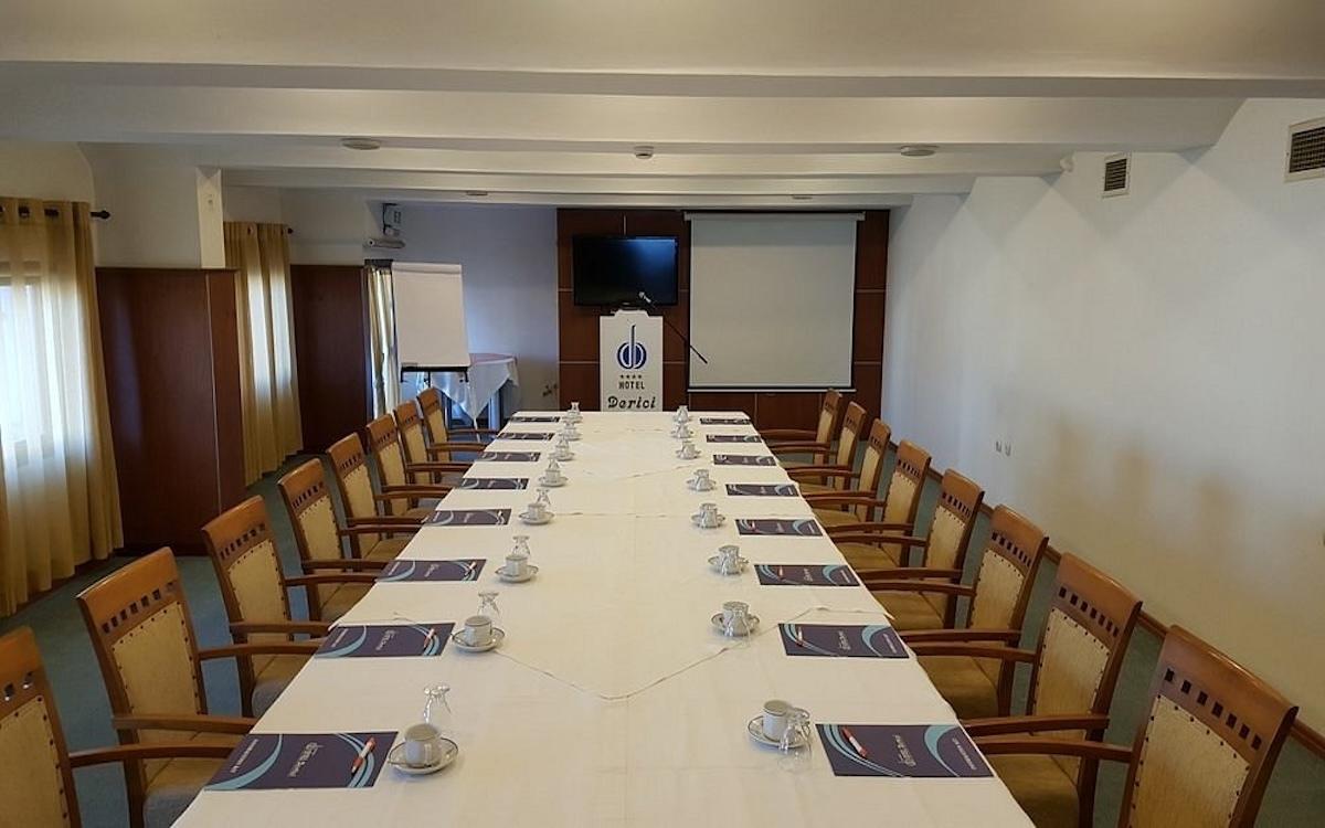 Derici Hotel / Derici Hotel