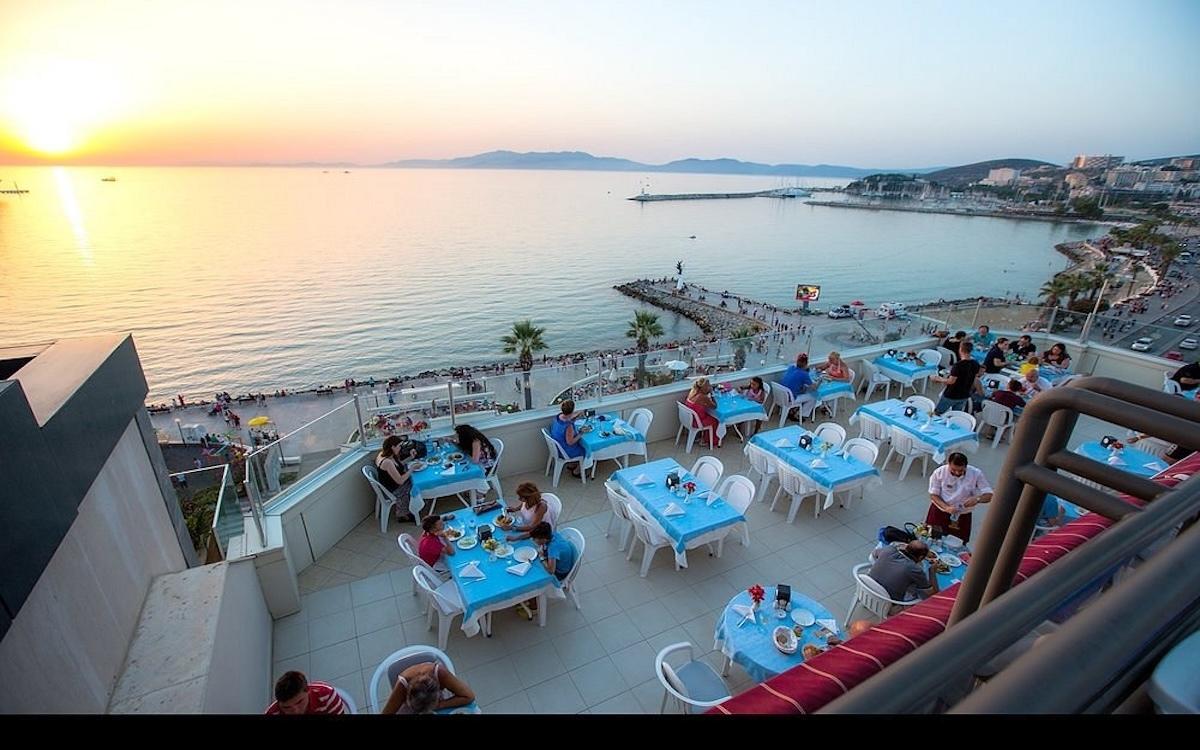 Derici Hotel / Derici Hotel