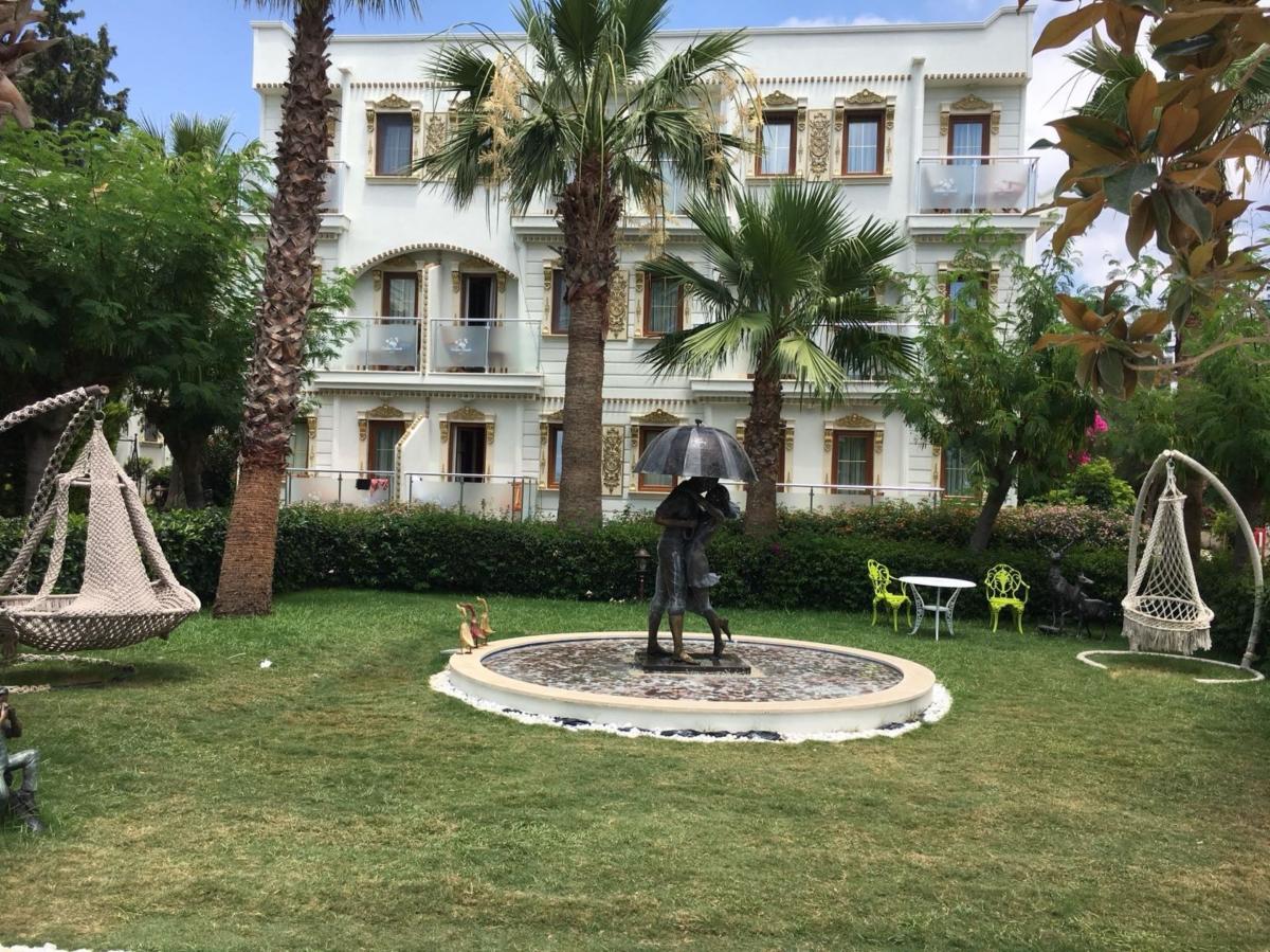 Golden Beach Resort & Spa / Golden Beach Resort & Spa