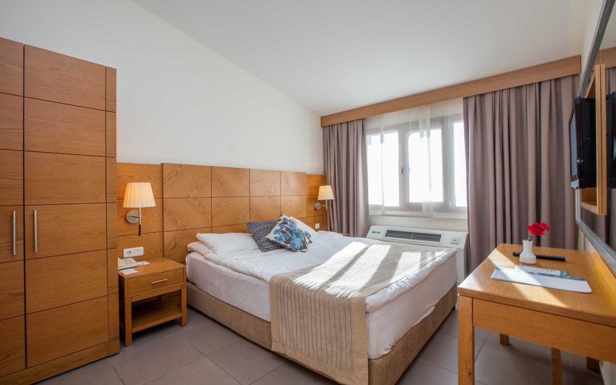 Pine Bay Holiday Resort / Pine Bay Holiday Resort