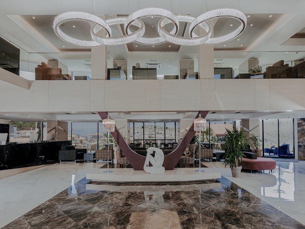Piril Hotel Thermal & Beauty Spa / Piril Hotel Thermal & Beauty Spa